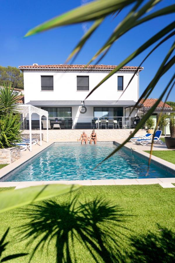Villa Quietude Bagnols-en-Forêt Exteriér fotografie