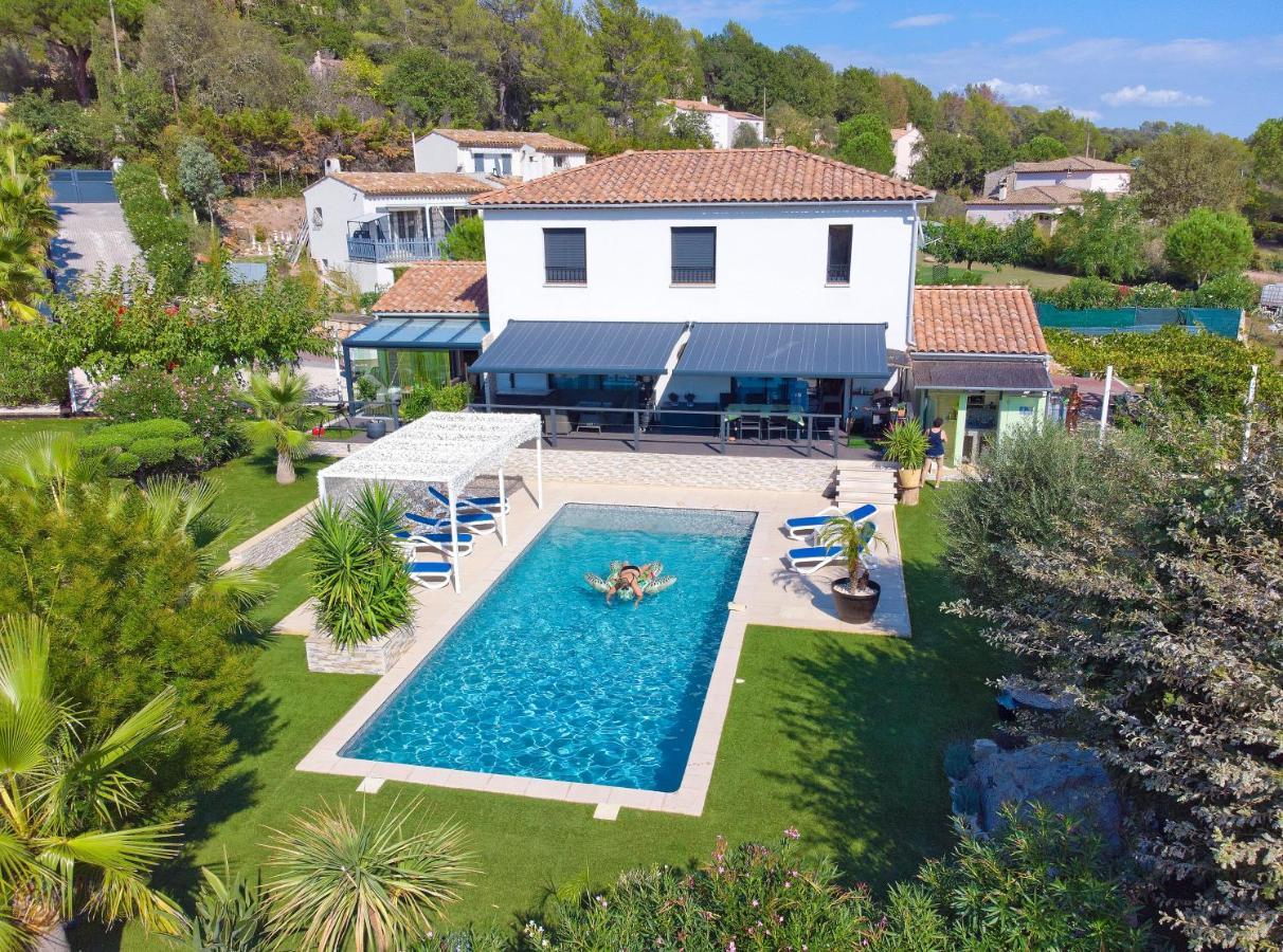 Villa Quietude Bagnols-en-Forêt Exteriér fotografie